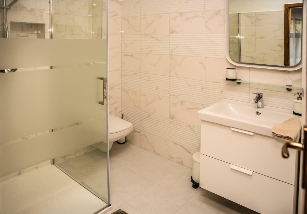 Centrum Apartman Cegled Ngoại thất bức ảnh